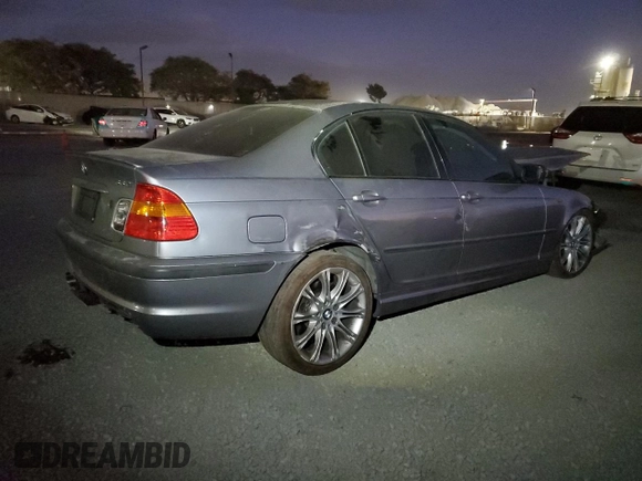 2004 BMW 3 Series 330i with VIN WBAEV53494KM37067, listed as a Copart auction lot 41542395 with 0 mi miles and Salvage Title. Bid and sale history available at carsss.com. Image 3.