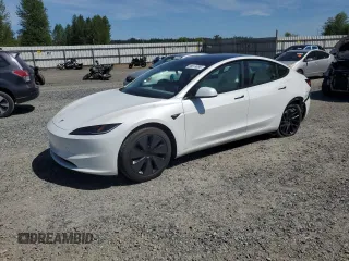 2025 Tesla Model 3 Long Range z VIN 5YJ3E1EA5SF924766, wystawiony jako Copart lot #58513885 z przebiegiem 1 811 mil mil oraz Szkoda całkowita • Salvage title. Historia ofert i sprzedaży dostępna na DreamBid. Obrazek 1.