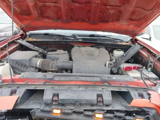 2016 Toyota Tacoma SR with VIN 5TFCZ5AN7GX026607, listed as a IAAI auction lot 41644761 with 163,618 mi miles. Bid and sale history available at carsss.com. Image 10.