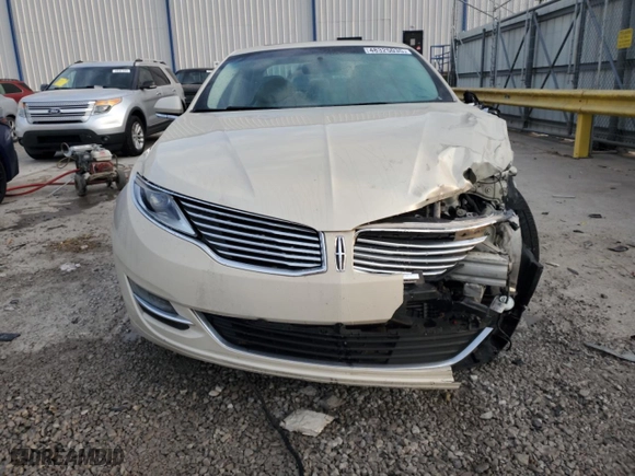 2015 Lincoln MKZ with VIN 3LN6L2G94FR610344, listed as a Copart auction lot 48325035 with 136,397 mi miles and Non Repairable. Bid and sale history available at carsss.com. Image 5.