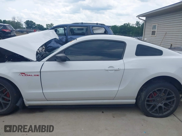 2014 Ford Mustang V6 with VIN 1ZVBP8AM3E5303642, listed as a IAAI auction lot 42559641 with 64,014 mi miles and . Bid and sale history available at DreamBid. Image 15.
