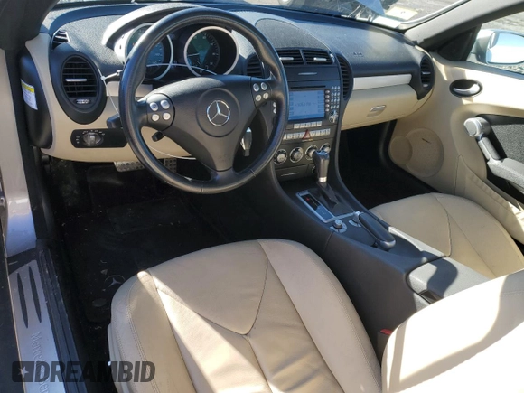 2007 Mercedes-Benz SLK 350 с VIN WDBWK56F57F133906, выставлен на аукционе Copart как лот 43433895 с пробегом 89 168 миль миль и Чистый • Clean title. История ставок и продаж доступна на DreamBid. Изображение 8.