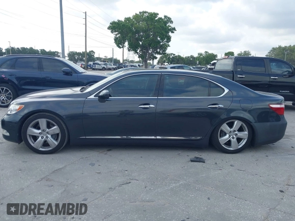 2008 Lexus LS 460 L with VIN JTHGL46F385031829, listed as a IAAI auction lot 42219797 with 162,332 mi miles and . Bid and sale history available at DreamBid. Image 14.