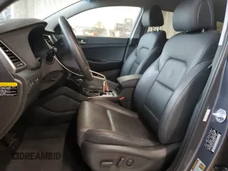 2017 Hyundai Tucson Sport z VIN KM8J33A25HU361804, wystawiony jako Copart lot #56558015 z przebiegiem 53 816 mil mil oraz Szkody całkowita. Historia ofert i sprzedaży dostępna na DreamBid. Obrazek 7.