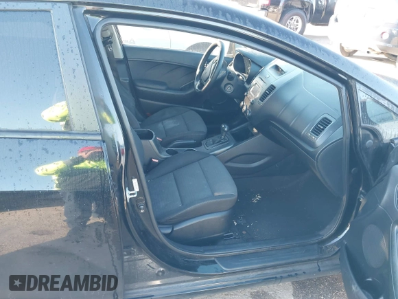2016 Kia Forte LX z VIN KNAFX4A67G5522490, wystawiony jako IAAI lot #41135871 z przebiegiem 145 657 mil mil oraz . Historia ofert i sprzedaży dostępna na DreamBid. Obrazek 5.