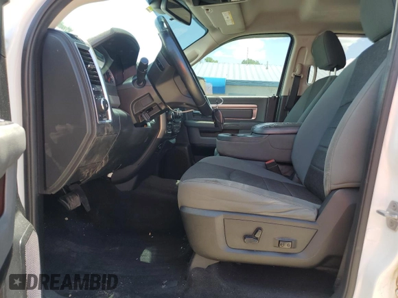 2014 Ram 1500 Big Horn with VIN 1C6RR7LG5ES232496, listed as a Copart auction lot 58973325 with 322,411 mi miles and Clean title. Bid and sale history available at DreamBid. Image 7.
