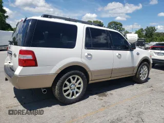 2012 Ford Expedition XLT with VIN 1FMJU1J55CEF38866, listed as a Copart auction lot 61873245 with 193,746 mi miles and Salvage title. Bid and sale history available at DreamBid. Image 3.
