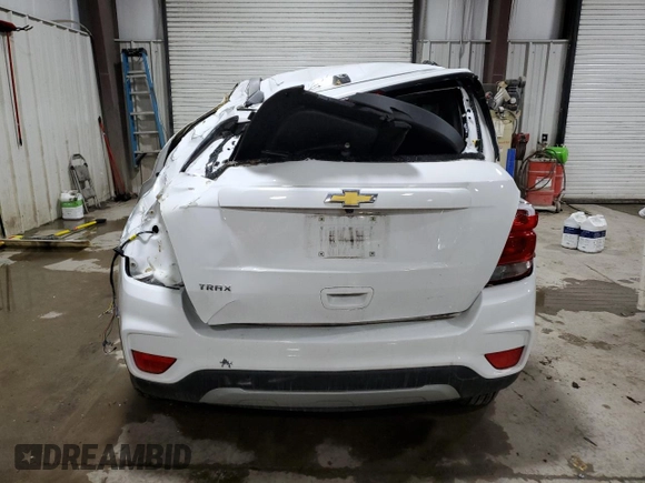 2022 Chevrolet Trax LT with VIN KL7CJLSM8NB508723, listed as a Copart auction lot 43919795 with 0 mi miles and Salvage Title. Bid and sale history available at carsss.com. Image 6.