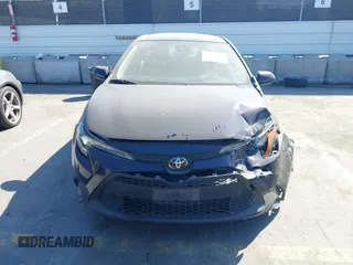 2020 Toyota Corolla LE with VIN JTDEPRAE4LJ093104, listed as a IAAI auction lot 41827963 with 69,780 mi miles. Bid and sale history available at carsss.com. Image 12.
