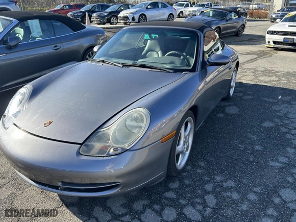 2001 Porsche 911 Carrera with VIN WP0CA29931S653922, listed as a IAAI auction lot 41811925 with NaN miles. Bid and sale history available at carsss.com. Image 1.