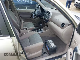2001 Toyota RAV4 with VIN JTEHH20V810073911, listed as a IAAI auction lot 42392512 with 77,796 mi miles and . Bid and sale history available at DreamBid. Image 5.