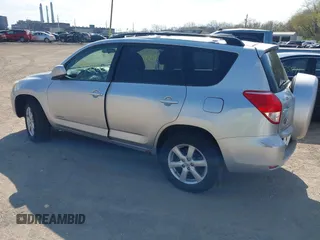 2007 Toyota RAV4 Limited with VIN JTMBD31V575101170, listed as a IAAI auction lot 42031400 with 180,415 mi miles. Bid and sale history available at carsss.com. Image 3.