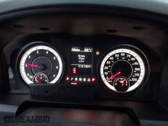 2015 Ram 1500 Express z VIN 1C6RR7KT5FS508403, wystawiony jako IAAI lot #41442816 z przebiegiem 218 136 mil mil oraz . Historia ofert i sprzedaży dostępna na DreamBid. Obrazek 7.