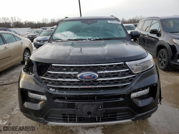 2023 Ford Explorer XLT with VIN 1FMSK8DH9PGB81095, listed as a Copart auction lot 45279135 with 22,975 mi miles and Salvage Title. Bid and sale history available at carsss.com. Image 5.