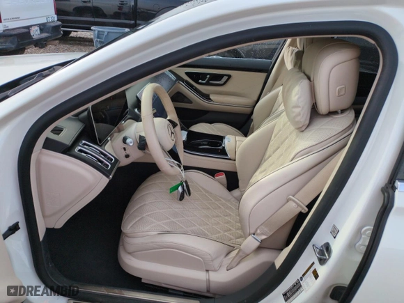 2022 Mercedes-Benz S-Class S 580 with VIN W1K6G7GB4NA067343, listed as a Copart auction lot 45412565 with 24,736 mi miles and Salvage Title. Bid and sale history available at carsss.com. Image 7.