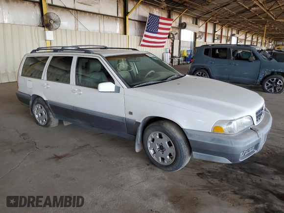 2000 Volvo V70 с VIN YV1LZ56D1Y2655112, выставлен на аукционе Copart как лот 60082325 с пробегом Не указан миль и Чистый • Clean title. История ставок и продаж доступна на DreamBid. Изображение 4.