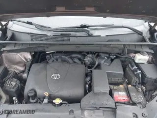 2017 Toyota Highlander XLE with VIN 5TDJZRFH9HS363191, listed as a IAAI auction lot 41642975 with 255,219 mi miles. Bid and sale history available at carsss.com. Image 10.