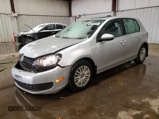 2013 Volkswagen Golf с VIN WVWDB7AJ4DW118311, выставлен на аукционе Copart как лот 89291325 с пробегом 32 789 миль миль и Списание • Salvage title. История ставок и продаж доступна на DreamBid. Изображение 1.