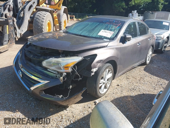 2013 Nissan Altima SL with VIN 1N4AL3AP5DC107080, listed as a IAAI auction lot 42583791 with 295,405 mi miles and . Bid and sale history available at DreamBid. Image 2.