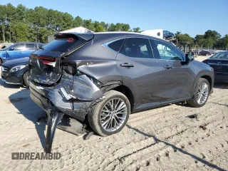 2022 Lexus NX with VIN 2T2GKCEZ1NC008182, listed as a Copart auction lot 70724724 with 22,046 mi miles and Salvage Title. Bid and sale history available at carsss.com. Image 3.