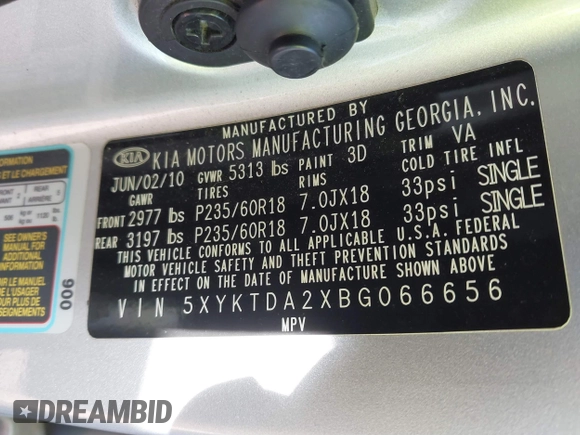 2011 Kia Sorento LX with VIN 5XYKTDA2XBG066656, listed as a IAAI auction lot 41624350 with 166,330 mi miles. Bid and sale history available at carsss.com. Image 9.