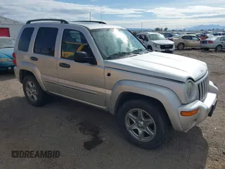 2004 Jeep Liberty Limited z VIN 1J4GL58K04W246472, wystawiony jako IAAI lot #42271715 z przebiegiem 227 133 mil mil oraz . Historia ofert i sprzedaży dostępna na DreamBid. Obrazek 1.