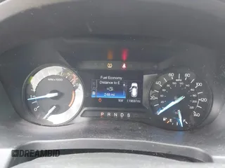 2017 Ford Explorer XLT z VIN 1FM5K8DH8HGC24324, wystawiony jako IAAI lot #42513961 z przebiegiem 119 697 mil mil oraz . Historia ofert i sprzedaży dostępna na DreamBid. Obrazek 7.