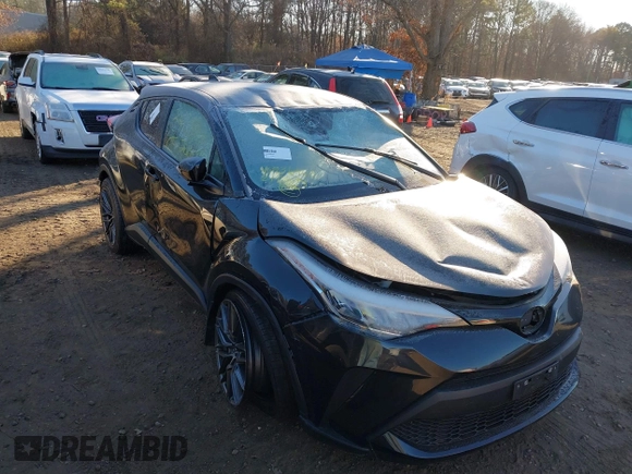 2021 Toyota C-HR LE with VIN JTNKHMBX1M1118203, listed as a IAAI auction lot 40936962 with 18,424 mi miles. Bid and sale history available at carsss.com. Image 1.