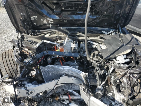 2024 BMW i5 eDrive40 with VIN WBY33FK04RCR49355, listed as a Copart auction lot 55828475 with Not Provided miles and Salvage Title. Bid and sale history available at DreamBid. Image 11.
