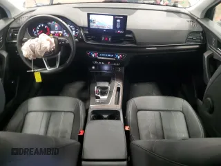 2024 Audi Q5 Premium with VIN WA1ABAFYXR2089153, listed as a Copart auction lot 42320265 with 2,992 mi miles and Salvage Title. Bid and sale history available at carsss.com. Image 8.