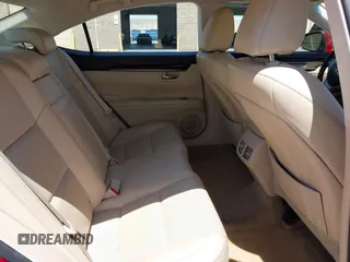 2013 Lexus ES 250 z VIN JTHBK1GG5D2001438, wystawiony jako IAAI lot #42390794 z przebiegiem 191 351 mil mil oraz . Historia ofert i sprzedaży dostępna na DreamBid. Obrazek 8.