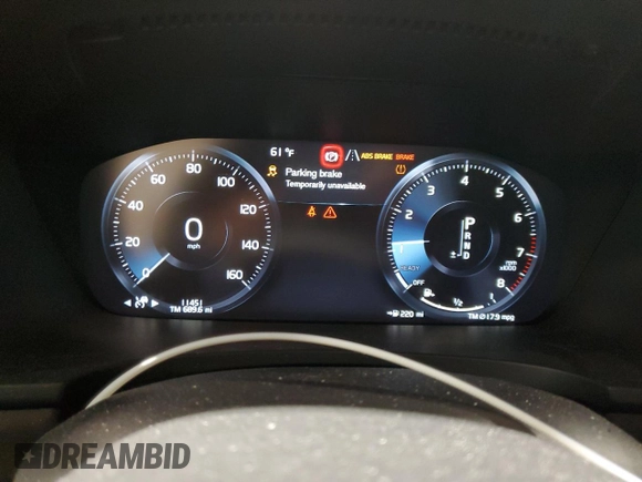 2018 Volvo V90 z VIN YV4102NK0J1033440, wystawiony jako Copart lot #38574003 z przebiegiem 11 451 mil mil oraz . Historia ofert i sprzedaży dostępna na DreamBid. Obrazek 9.