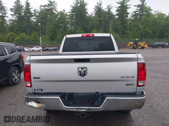 2010 Dodge 1500 SLT z VIN 1D7RV1GP2AS159888, wystawiony jako IAAI lot #42522234 z przebiegiem 218 774 mil mil oraz . Historia ofert i sprzedaży dostępna na DreamBid. Obrazek 16.