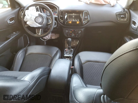 2019 Jeep Compass Altitude с VIN 3C4NJDBB0KT674695, выставлен на аукционе Copart как лот 49836025 с пробегом 52 089 миль миль и Списание • Salvage title. История ставок и продаж доступна на DreamBid. Изображение 8.