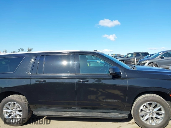 2022 Chevrolet Suburban Premier with VIN 1GNSCFKD9NR159466, listed as a IAAI auction lot 41918002 with 88,005 mi miles and . Bid and sale history available at DreamBid. Image 14.