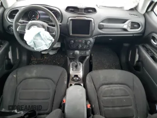 2022 Jeep Renegade Latitude with VIN ZACNJDB10NPN90182, listed as a Copart auction lot 60963885 with 25,884 mi miles and Salvage title. Bid and sale history available at DreamBid. Image 8.
