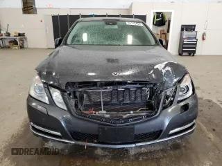 2011 Mercedes-Benz E 350 Luxury with VIN WDDHF8HB4BA290297, listed as a Copart auction lot 53118455 with 170,321 mi miles and Salvage Title. Bid and sale history available at DreamBid. Image 5.