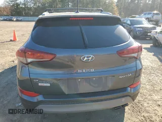 2017 Hyundai Tucson Sport z VIN KM8J33A26HU326088, wystawiony jako Copart lot #82030663 z przebiegiem 111 615 mil mil oraz Czysty tytuł • Clean title. Historia ofert i sprzedaży dostępna na DreamBid. Obrazek 6.