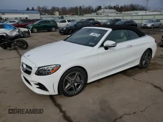 2019 Mercedes-Benz C 300 z VIN WDDWK8EB0KF844381, wystawiony jako Copart lot #45646765 z przebiegiem 73 456 mil mil oraz Szkoda całkowita • Salvage title. Historia ofert i sprzedaży dostępna na DreamBid. Obrazek 1.