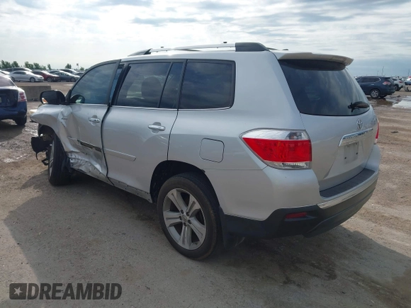 2013 Toyota Highlander Limited with VIN 5TDDK3EH9DS181923, listed as a IAAI auction lot 42139593 with 320,605 mi miles and . Bid and sale history available at DreamBid. Image 3.