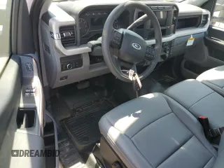 2023 Ford F-250 XL z VIN 1FTBF2BA9PED72362, wystawiony jako Copart lot #53801085 z przebiegiem Nie podano mil oraz Szkoda całkowita • Salvage title. Historia ofert i sprzedaży dostępna na DreamBid. Obrazek 8.