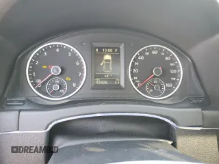 2012 Volkswagen Tiguan SE z VIN WVGAV7AXXCW513800, wystawiony jako Copart lot #53005945 z przebiegiem 155 920 mil mil oraz Tytuł czysty. Historia ofert i sprzedaży dostępna na DreamBid. Obrazek 9.