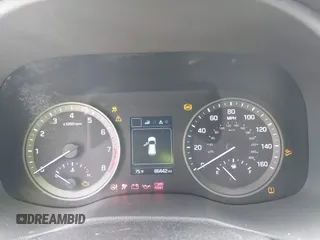2016 Hyundai Tucson SE z VIN KM8J23A41GU239282, wystawiony jako IAAI lot #42243882 z przebiegiem 86 442 mil mil oraz . Historia ofert i sprzedaży dostępna na DreamBid. Obrazek 7.