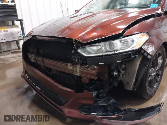2015 Ford Fusion SE with VIN 3FA6P0HD2FR245023, listed as a IAAI auction lot 41632507 with 112,389 mi miles. Bid and sale history available at carsss.com. Image 6.