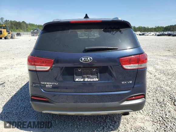 2018 Kia Sorento EX with VIN 5XYPH4A54JG420039, listed as a Copart auction lot 53338545 with 225,021 mi miles and Salvage title. Bid and sale history available at DreamBid. Image 6.