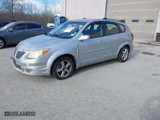 2005 Pontiac Vibe with VIN 5Y2SM63855Z424388, listed as a IAAI auction lot 41231999 with 221,430 mi miles. Bid and sale history available at carsss.com. Image 2.