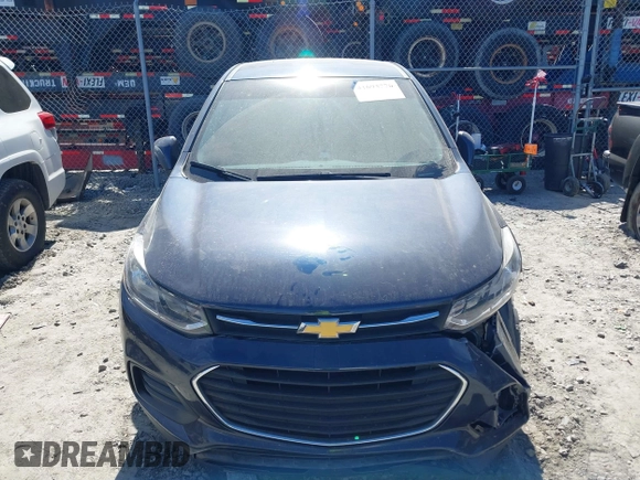 2018 Chevrolet Trax LS with VIN 3GNCJKSB9JL150575, listed as a IAAI auction lot 41693776 with 71,483 mi miles. Bid and sale history available at carsss.com. Image 12.