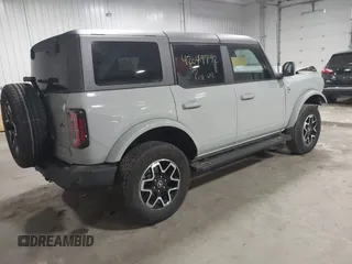 2023 Ford Bronco with VIN 1FMEE5BP7PLC09674, listed as a IAAI auction lot 42049792 with 25,937 mi miles and . Bid and sale history available at DreamBid. Image 4.