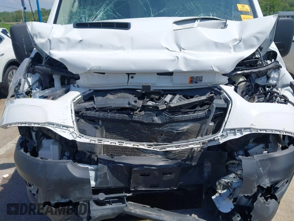 2022 Ford Transit Cargo with VIN 1FTBR3X8XNKA31327, listed as a IAAI auction lot 42081060 with Not provided miles and . Bid and sale history available at DreamBid. Image 10.