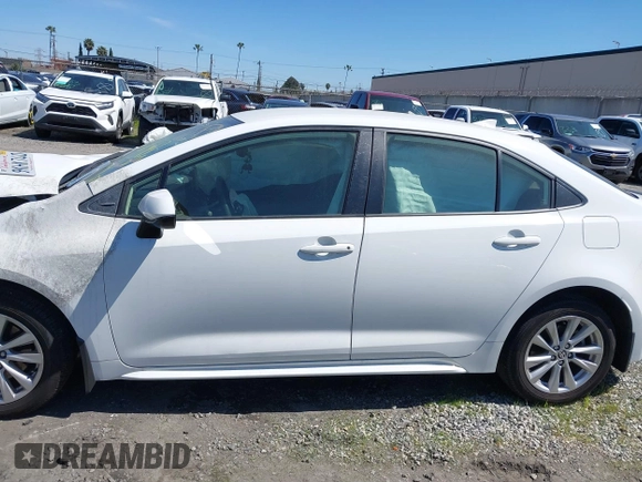 2024 Toyota Corolla LE with VIN JTDB4MEEXR3016274, listed as a IAAI auction lot 41744575 with 15,953 mi miles. Bid and sale history available at carsss.com. Image 14.